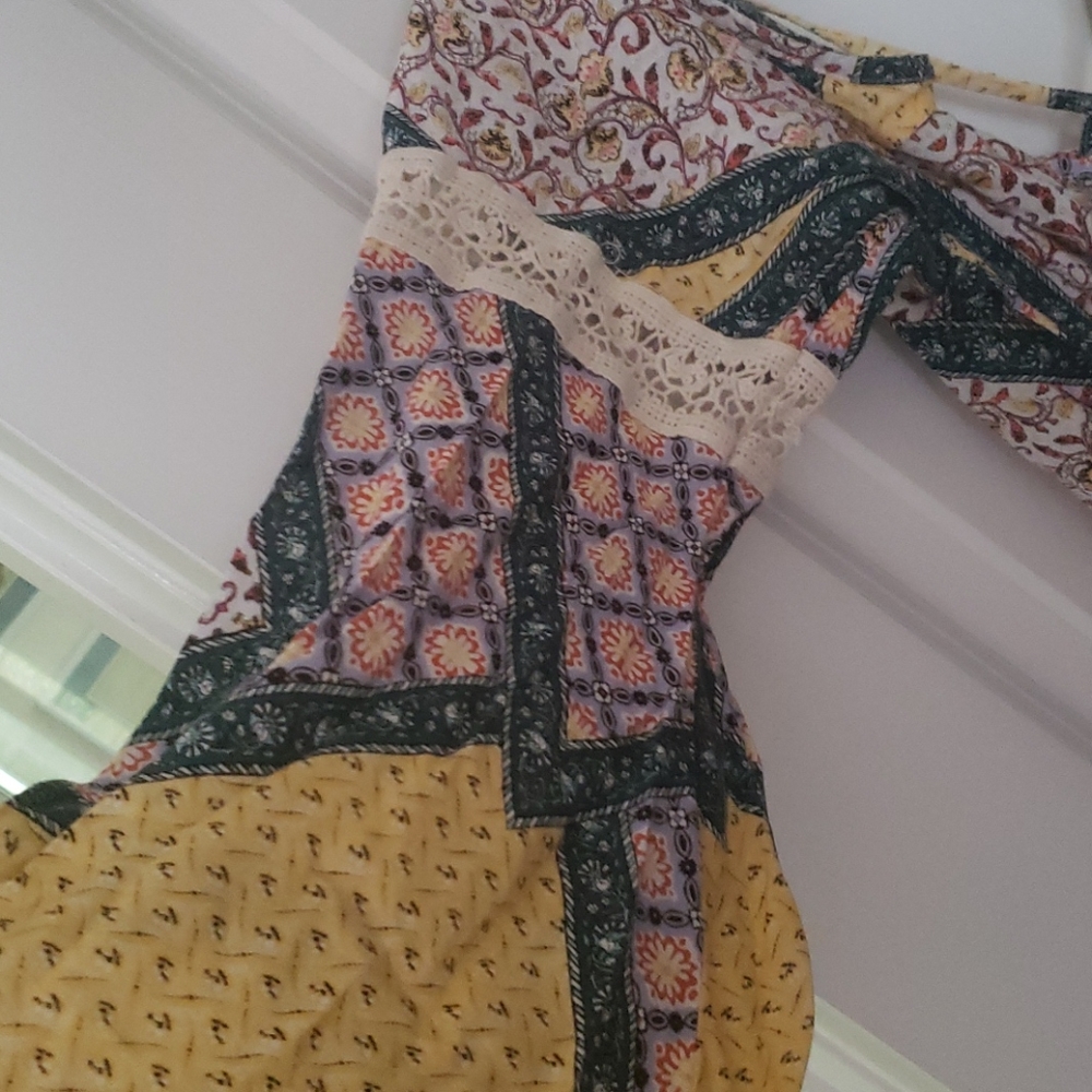 Dress - Picture 2 of 3